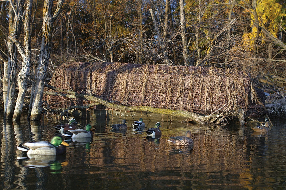 QuickSet Boat Blind Banded Hunting Gear